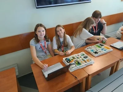 5 2zajecia z konstruowania i programowania robotow